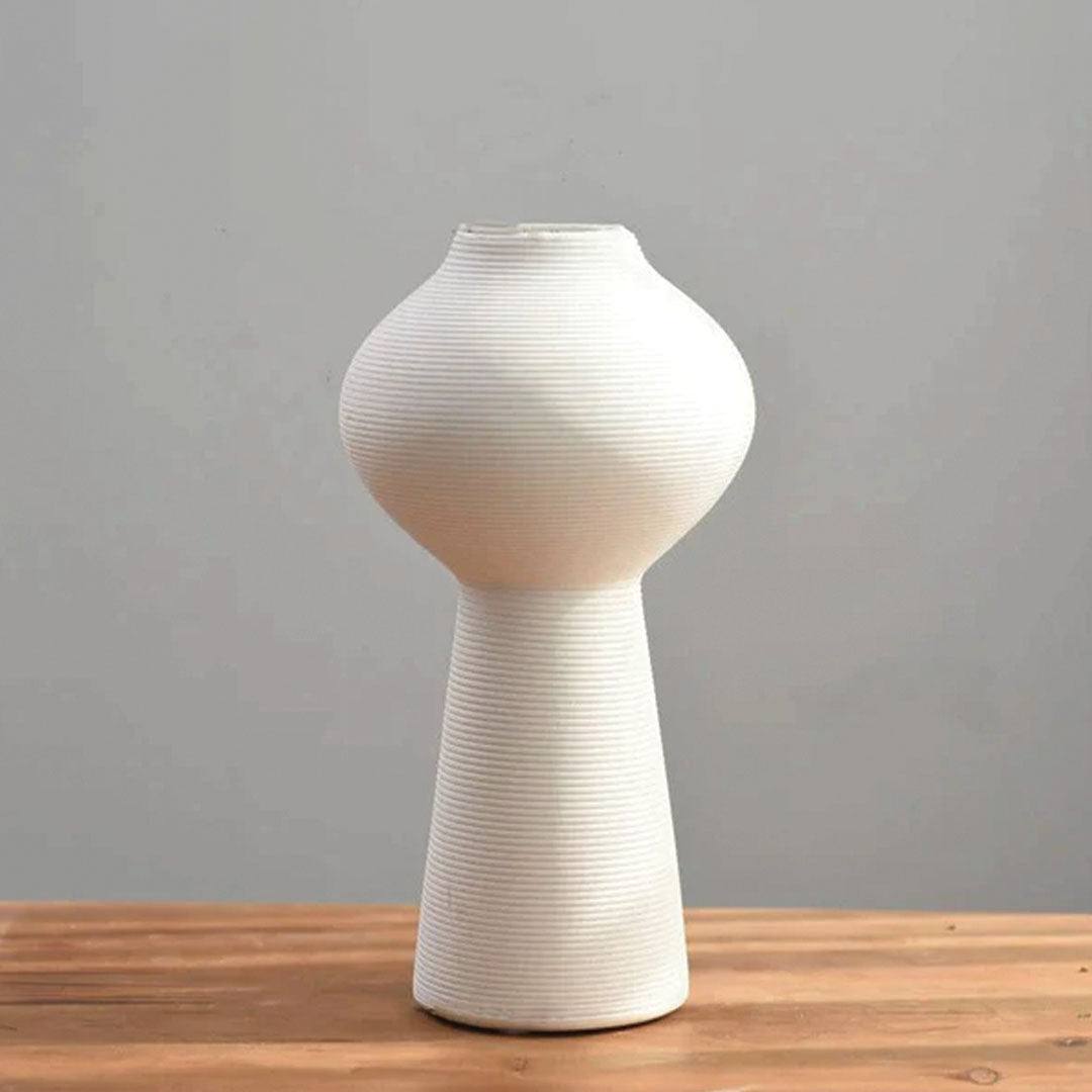 Ręcznie robione ceramiczne wazony | Eleganckie i unikalne dekoracje do Twojego wnętrza