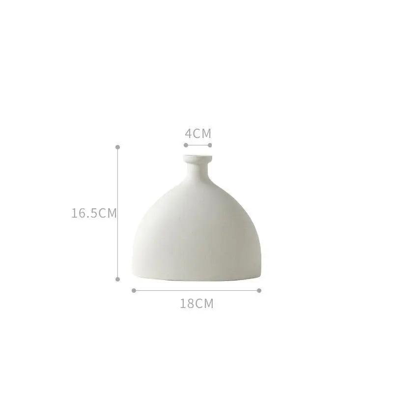 Ręcznie wykonany biały ceramiczny wazon