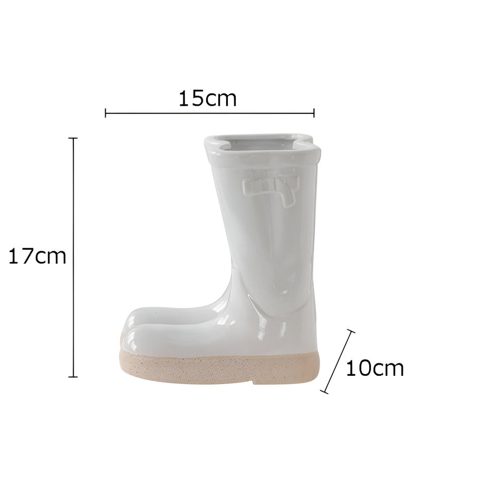 Minthara - piękny ceramiczny wazon w unikalnym kształcie buta do stylowej dekoracji