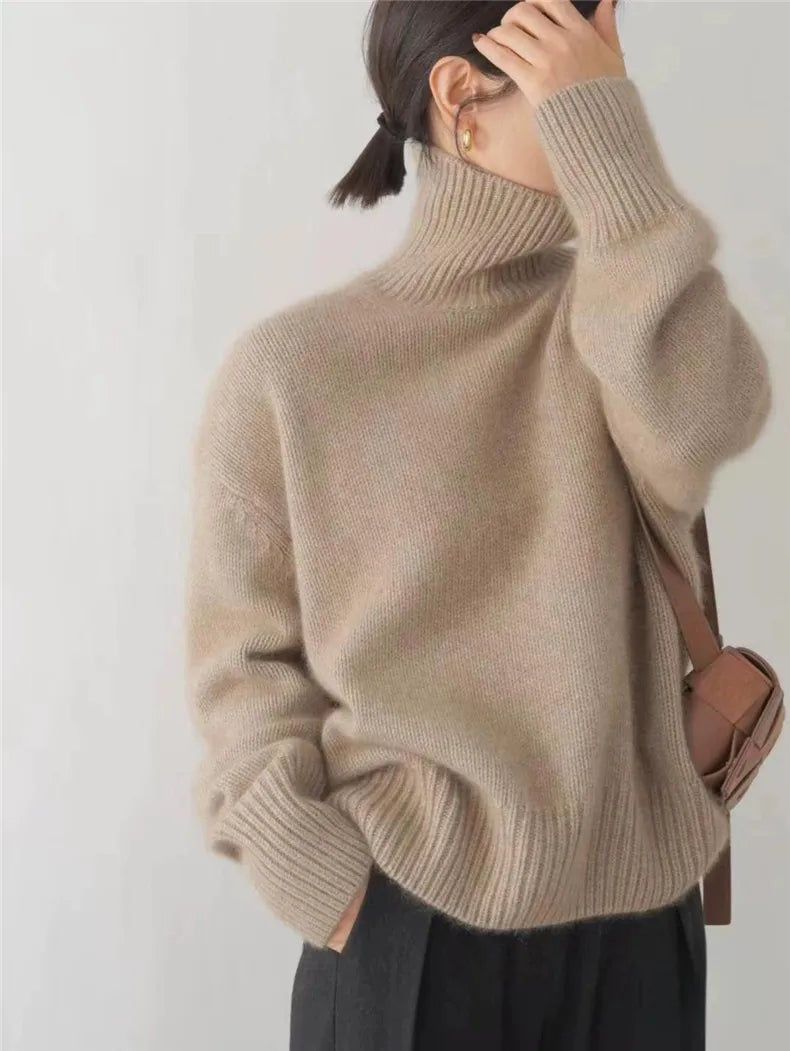 Stylish Women's Turtleneck Sweater for Every Occasion