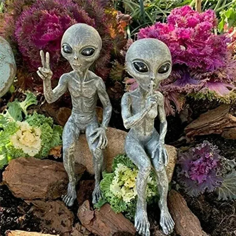 Aethra - Tajemniczy Obcy Obraz z Żywicy z UFO do Unikalnej Dekoracji Ogrodu