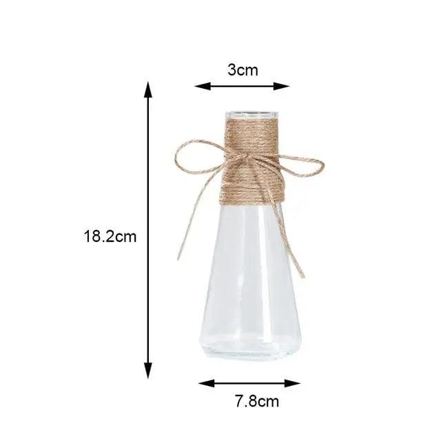 Minimalistyczny szklany wazon - elegancka dekoracja stołu