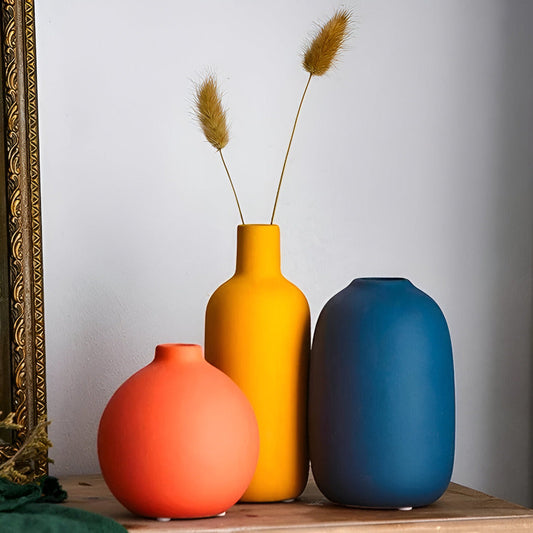 Astraelle - Elegancka skandynawska ceramiczna waza w minimalistycznym stylu dla nowoczesnej atmosfery