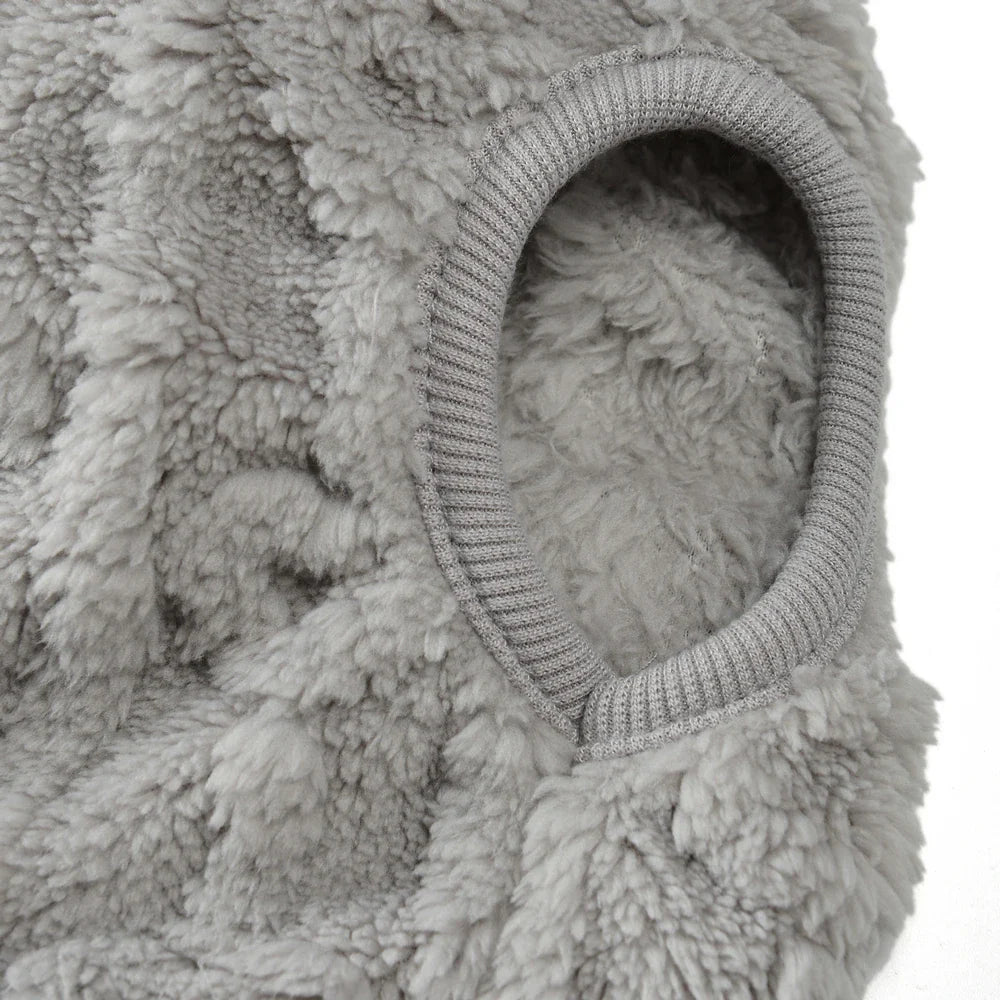 Luksusowy zimowy płaszcz dla psów i kotów dla maksymalnego ciepła i komfortu